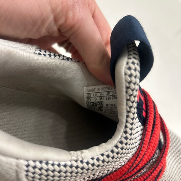 Adidas Lite Racer Kids Sneakers - Red and navy size 3.5 used shoes - Picture 5 of 6